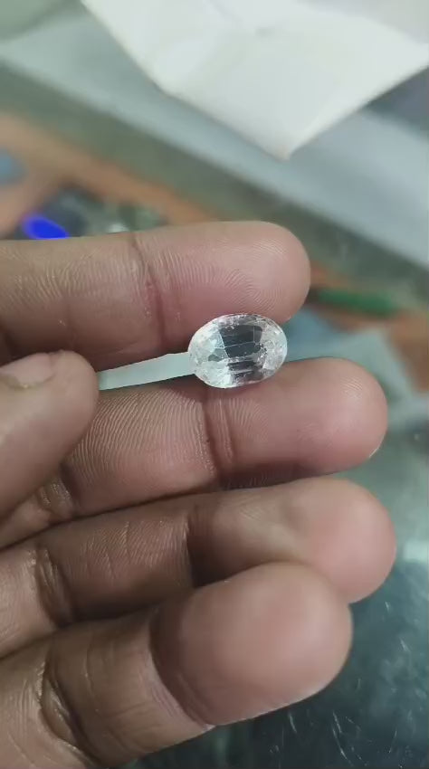 White Zircon stone | Safed Jarkan | 6 Carat 